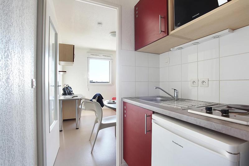 Neoresid - Residence Republique Douai Exterior photo